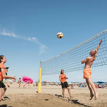 卡萨维奥露营酒店 3*