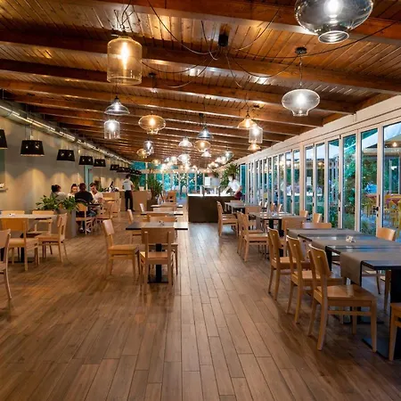 卡萨维奥露营酒店 3* 卡瓦利诺