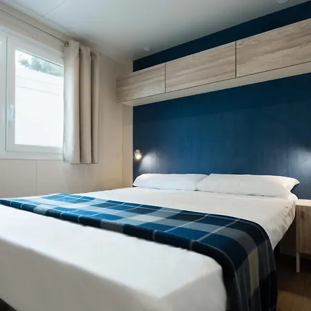 卡萨维奥露营酒店 3* 卡瓦利诺