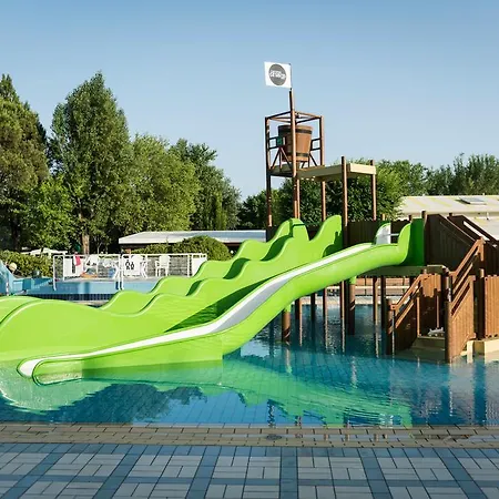 卡萨维奥露营酒店 卡瓦利诺