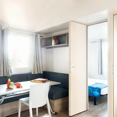 卡萨维奥露营酒店 3* 卡瓦利诺