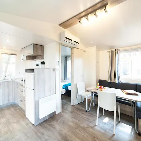 مكان تخييم Ca' Savio 3*